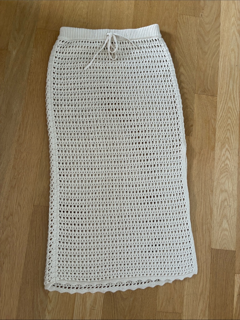 Hollister Cream Crochet Midi Skirt